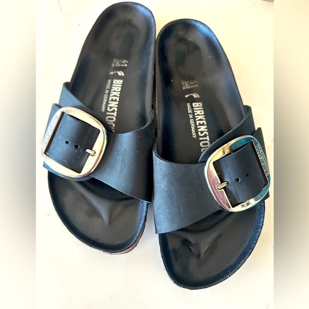 Birkenstock Madrid Big Buckle in Black Oiled Leather Like New Size 41